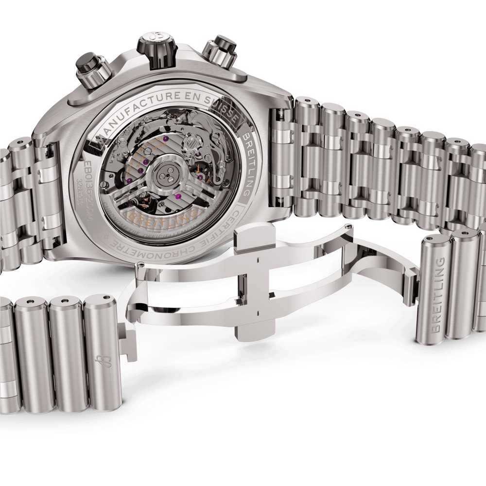 Breitling Super Chronomat B01 44 Titan / EB0136251M1E1